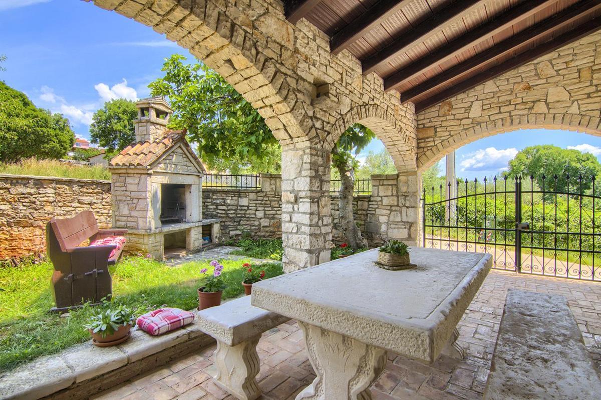 Holiday Home Kukurin Bale Dış mekan fotoğraf