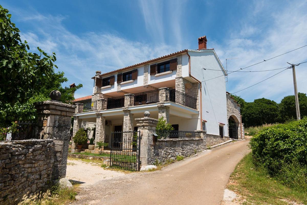Holiday Home Kukurin Bale Dış mekan fotoğraf