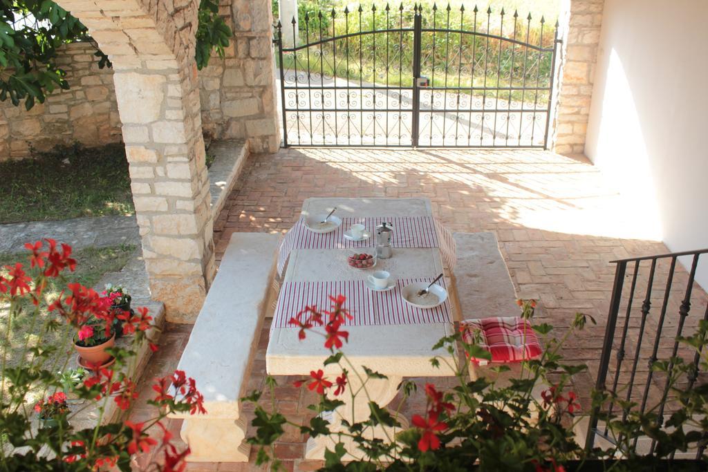 Holiday Home Kukurin Bale Dış mekan fotoğraf